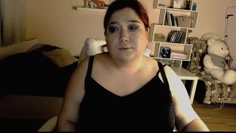 Snapshot of vi__vixen chatting on 12-25-24, 05:58 Vi Vixen online show from 12-25-24, 05:58