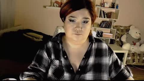 Snapshot of vi__vixen chatting on 01-13-25, 05:44 Vi Vixen online show from 01-13-25, 05:44