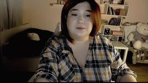 Snapshot of vi__vixen chatting on 01-27-25, 09:11 Vi Vixen online show from 01-27-25, 09:11