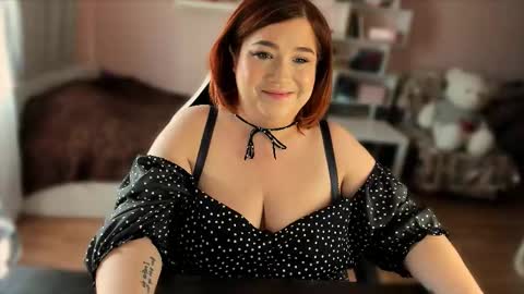 Snapshot of vi__vixen chatting on 09-27-25, 11:15 Vi Vixen online show from 09-27-25, 11:15