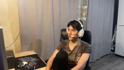 vialeras online show from 11-17-25, 02:12