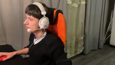 vialeras online show from 04-17-26, 08:01