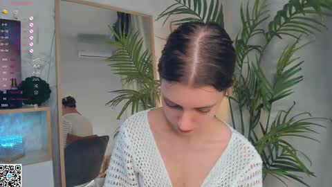 Snapshot of vibes_of_joy chatting on 02-22-25, 03:47 Mikky online show from 02-22-25, 03:47