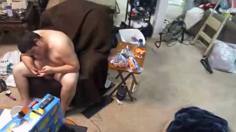 Snapshot of vicantis chatting on 11-30-25, 06:50 Matt online show from 11-30-25, 06:50