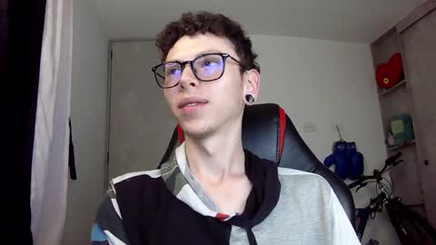 Vicent Brais online show from 12-17-24, 05:29