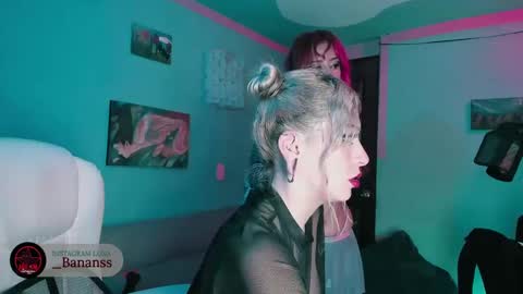 Snapshot of vicioushorse33 chatting on 10-02-25, 03:46 Sophie and Stan online show from 10-02-25, 03:46