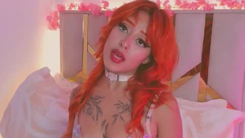 Snapshot of vicioushorse33 chatting on 10-10-25, 10:53 Sophie and Stan online show from 10-10-25, 10:53