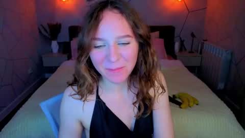 Snapshot of vicki_milles chatting on 06-12-26, 08:46 vicki_milles online show from 06-12-26, 08:46