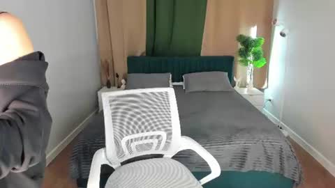 Snapshot of vicki_milles chatting on 07-28-26, 03:21 vicki_milles online show from 07-28-26, 03:21