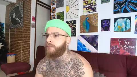 Snapshot of vickingcock7 chatting on 11-17-25, 07:36 vickingcock7 online show from 11-17-25, 07:36