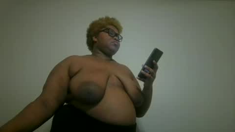 vickiryder56 online show from 11-09-25, 02:37