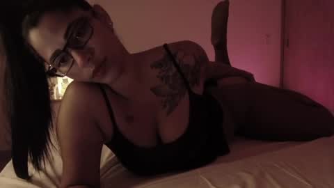 Vicky  online show from 05-05-26, 02:41