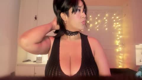 V I C K Y online show from 03-27-26, 07:46