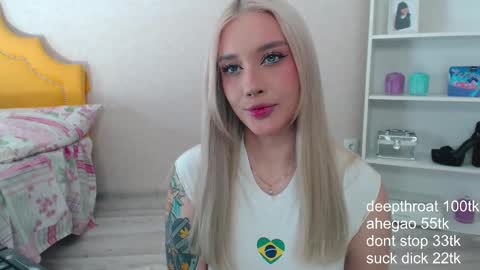 vickyfuckingdoll online show from 02-24-25, 04:36