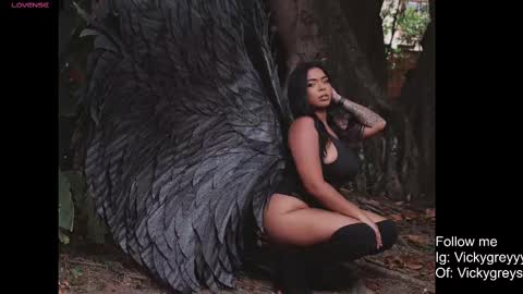 Snapshot of vickygrey1 chatting on 11-04-25, 06:51 Vicky Greys online show from 11-04-25, 06:51