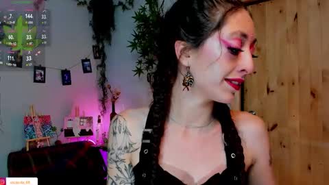 Victoria   online show from 01-07-26, 06:10