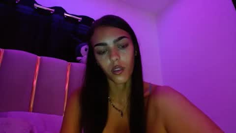 Snapshot of vickyyyx chatting on 06-27-26, 12:59 Goddess Victory online show from 06-27-26, 12:59