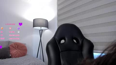 Snapshot of vico_sweety chatting on 02-16-25, 04:21 Victoria online show from 02-16-25, 04:21