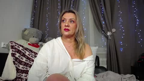 Snapshot of victoria50 chatting on 01-03-25, 03:55 victoria50 online show from 01-03-25, 03:55