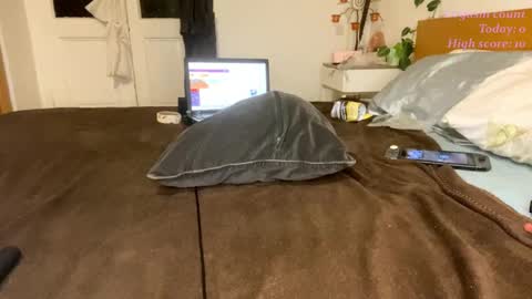 Snapshot of victoria97 chatting on 12-04-24, 04:05 Victoria97 online show from 12-04-24, 04:05