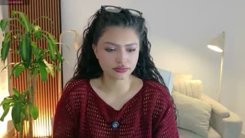 Snapshot of victoria___moon chatting on 07-16-26, 02:12 victoria online show from 07-16-26, 02:12