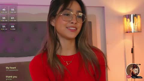 Snapshot of victoria__rossi chatting on 03-11-25, 06:19 online show from 03-11-25, 06:19