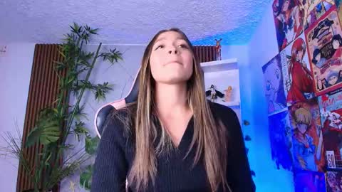 Snapshot of victoria_adams14 chatting on 10-19-25, 03:40 Victoria for you online show from 10-19-25, 03:40