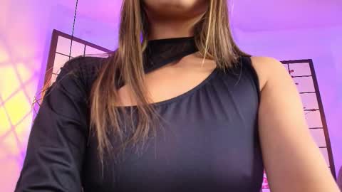 Snapshot of victoria_adams14 chatting on 11-12-25, 07:09 Victoria for you online show from 11-12-25, 07:09