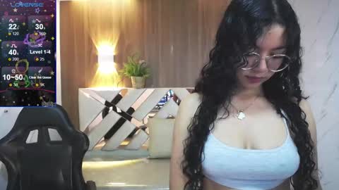 Snapshot of victoria_castillo_b chatting on 11-12-25, 03:18 victoria_castillo_b online show from 11-12-25, 03:18
