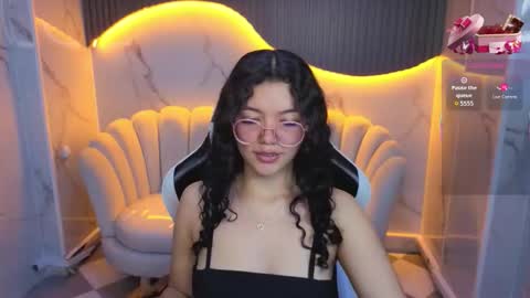 victoria_castillo_b online show from 02-14-26, 07:54