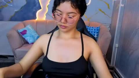 victoria_castillo_b online show from 04-16-26, 07:58