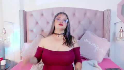 Snapshot of victoria_cherry_ chatting on 05-25-26, 11:27 victoria_cherry_ online show from 05-25-26, 11:27