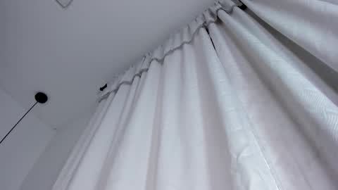 valentina online show from 10-22-25, 11:32