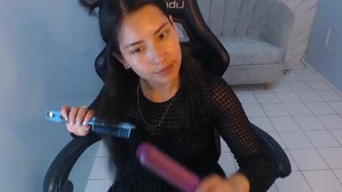 Victoria online show from 05-01-26, 01:48