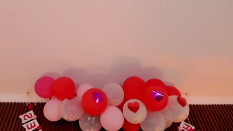 Snapshot of victoria_joliegb chatting on 02-20-25, 03:41 Victoria Lozano online show from 02-20-25, 03:41