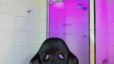 Snapshot of victoria_kastelo chatting on 11-04-25, 07:13 Victoria online show from 11-04-25, 07:13