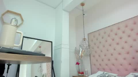 Snapshot of victoria_kitt chatting on 06-05-26, 07:08 victoria_kitt online show from 06-05-26, 07:08
