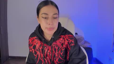 Victoria  online show from 03-20-26, 03:00