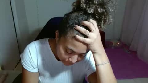 VICKY online show from 03-25-26, 05:30