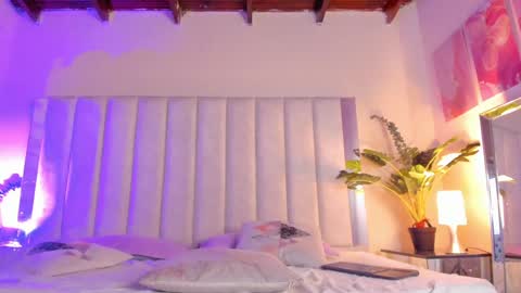 Snapshot of victoria_rash chatting on 12-12-24, 05:48 VICTORIA online show from 12-12-24, 05:48