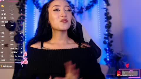 Victoria  online show from 04-07-26, 12:00