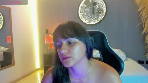 Snapshot of victoria_smellie chatting on 05-22-26, 12:55 V I C T O R I A online show from 05-22-26, 12:55