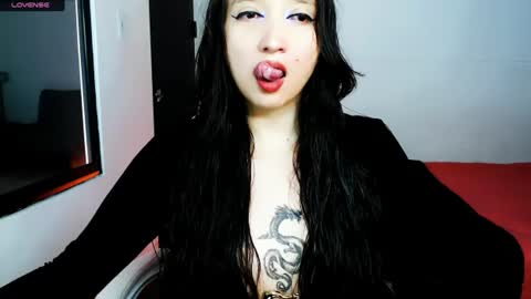 Snapshot of victoria_smile_ chatting on 07-12-26, 07:05 Victoria online show from 07-12-26, 07:05