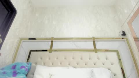 Victoria Sofia online show from 11-10-25, 07:13