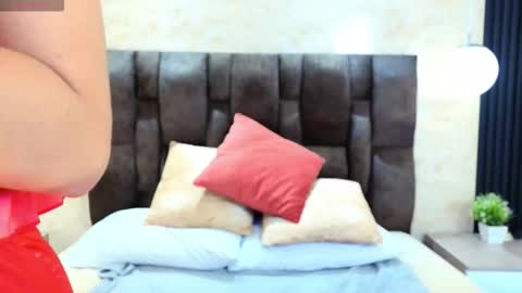 Victoria Andrade online show from 02-24-26, 12:14