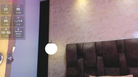 Victoria Andrade online show from 04-08-26, 12:38