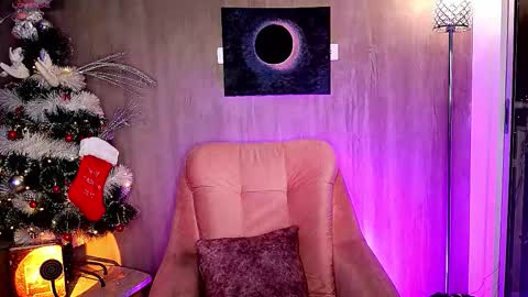 Snapshot of victoriabathory chatting on 12-05-25, 04:43 Tory online show from 12-05-25, 04:43