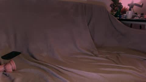 Eva and Victor online show from 10-05-25, 12:03