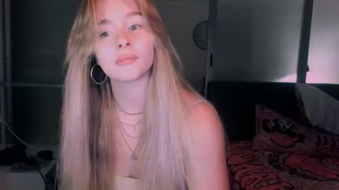 Eva and Victor online show from 10-18-25, 11:33