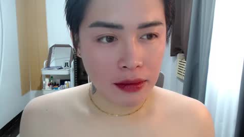 Snapshot of victoriaohlala chatting on 01-31-25, 08:54 Vic online show from 01-31-25, 08:54